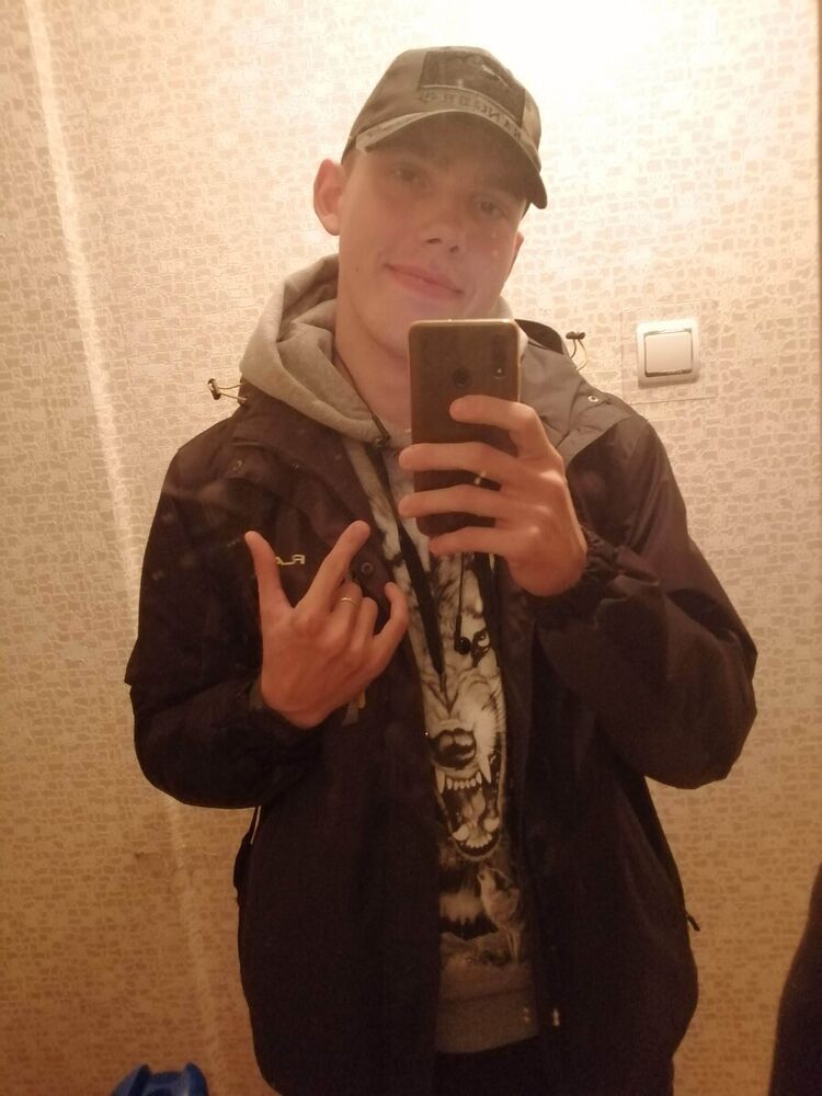  21727971  , 27 ,    