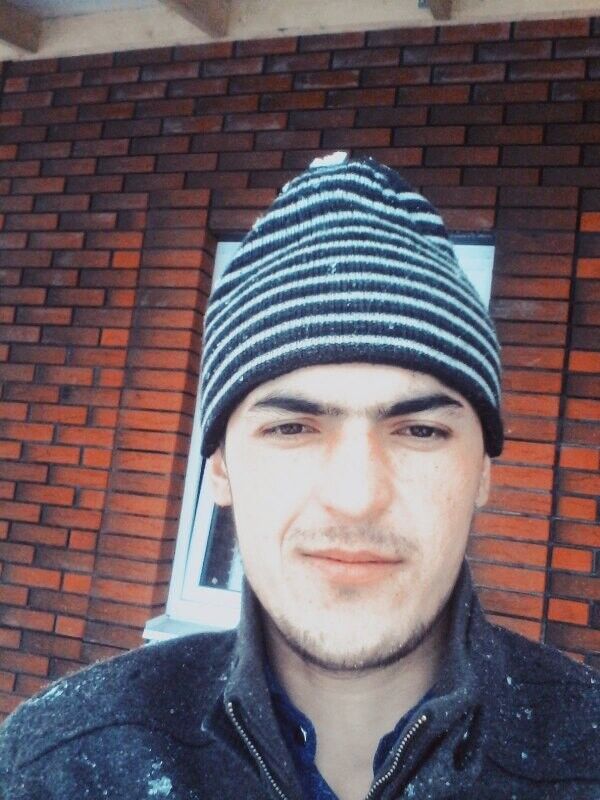  11889351  Sher, 32 ,    