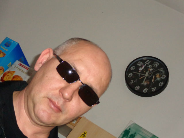  5823991  Valera, 54 ,    