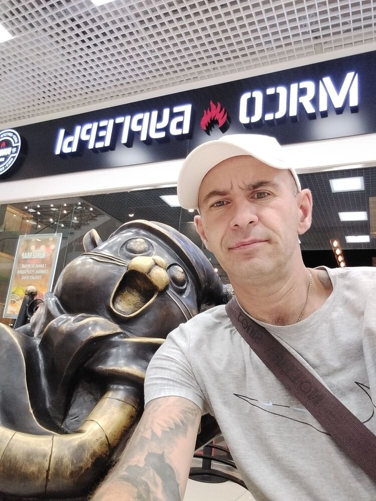  53662191  Aleksei, 42 ,    
