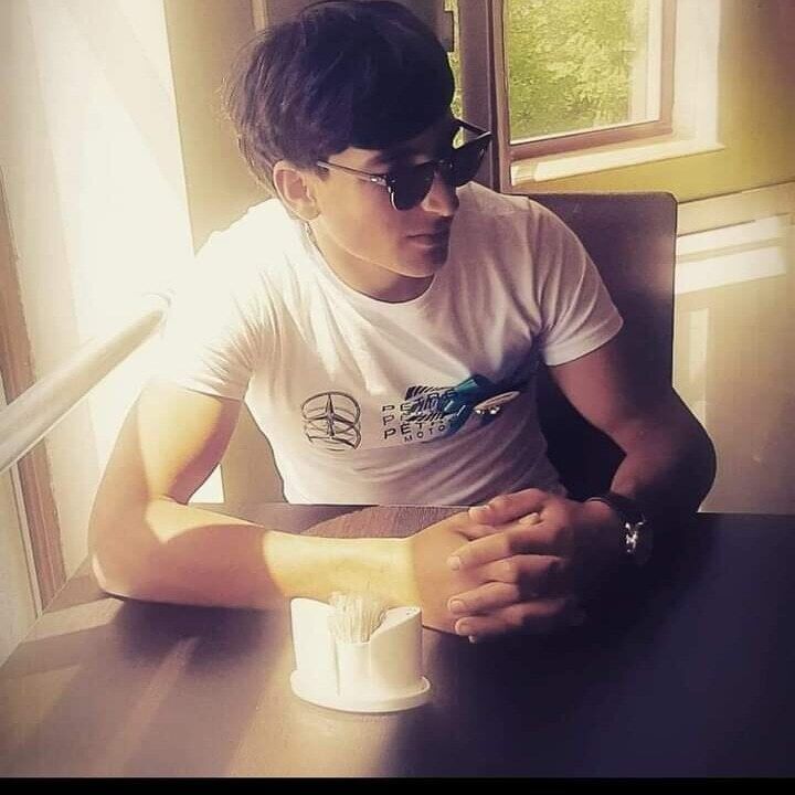  33302791  ALEQS, 36 ,    