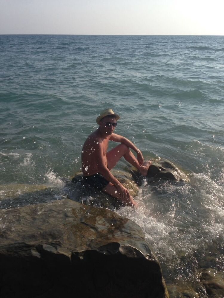 ���� 11408561 ������� �����, 42 ����, ���� ���������� � ��������