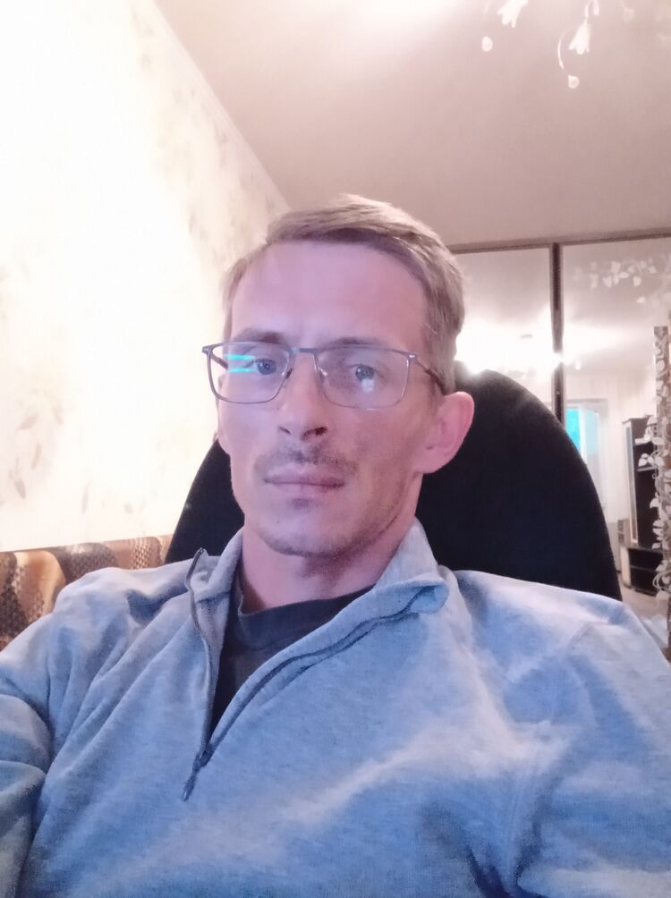  53986711  Vitaly, 39 ,    