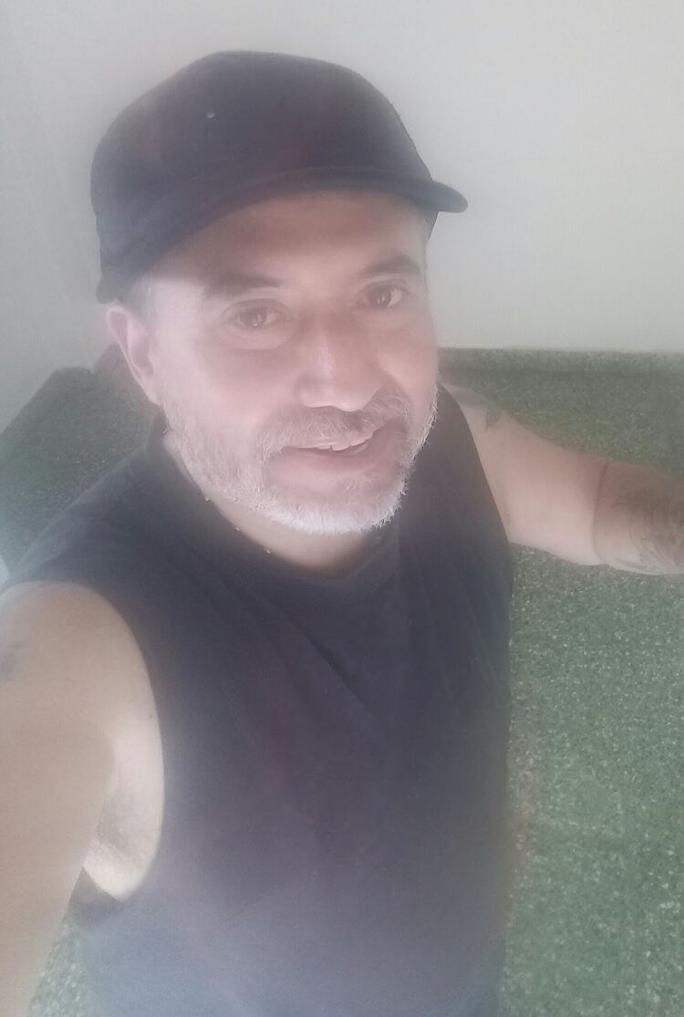  53830501  Ricky, 49 ,    