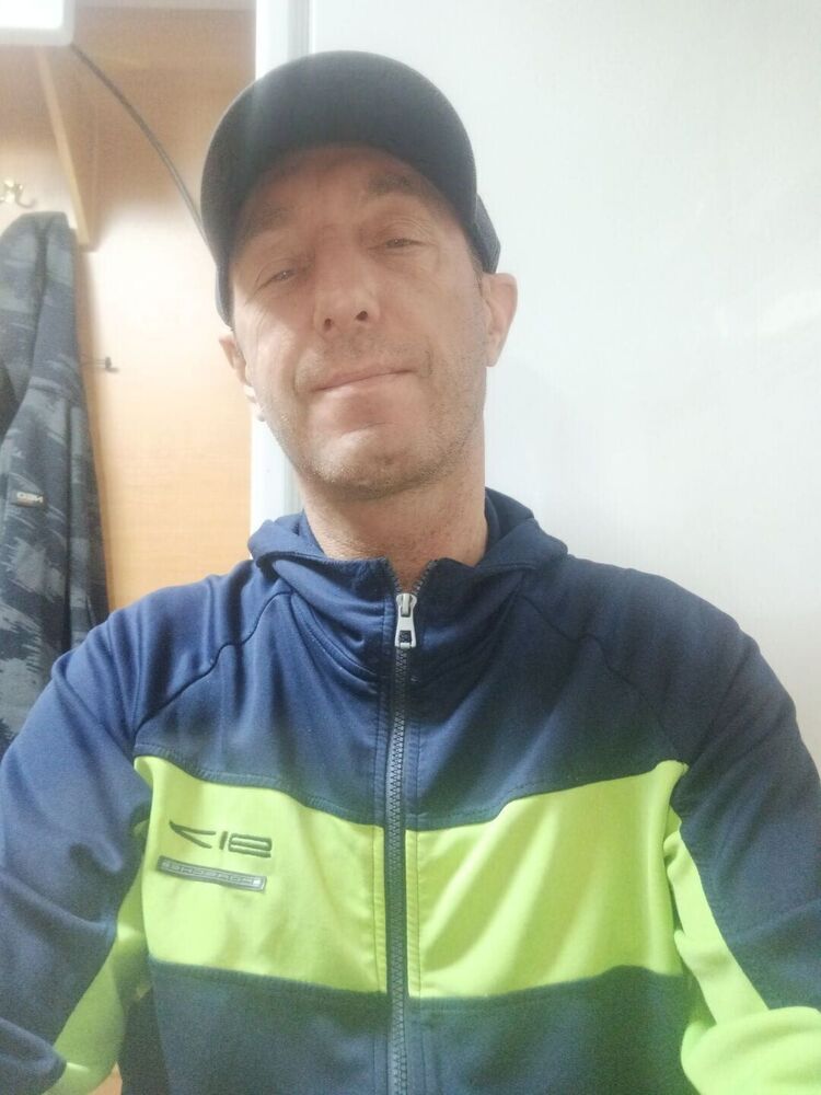  37215281  , 45 ,    