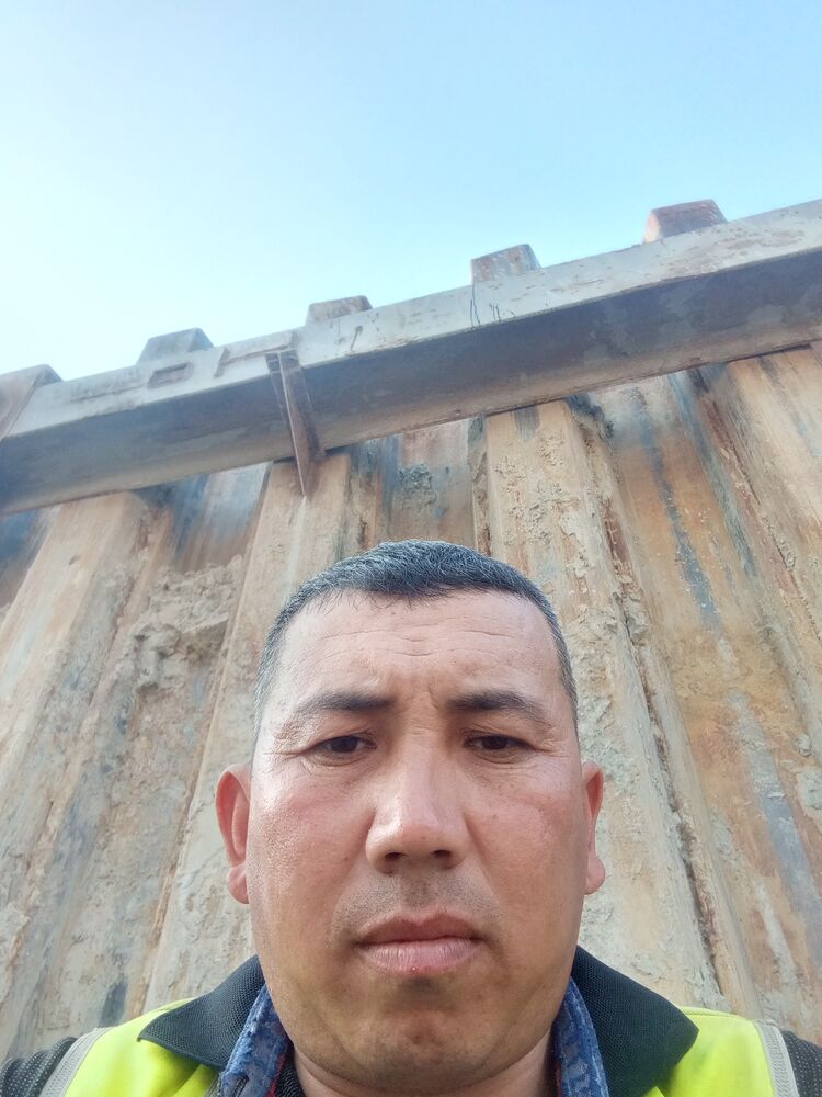  37742621  , 37 ,    -