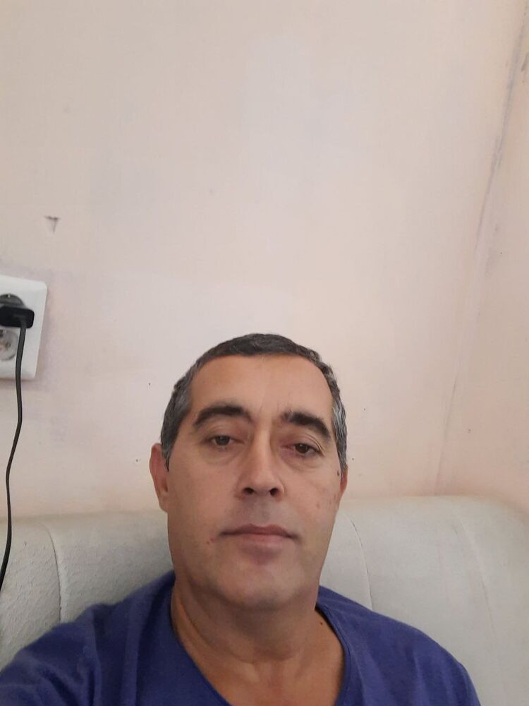  37477751  , 49 ,    