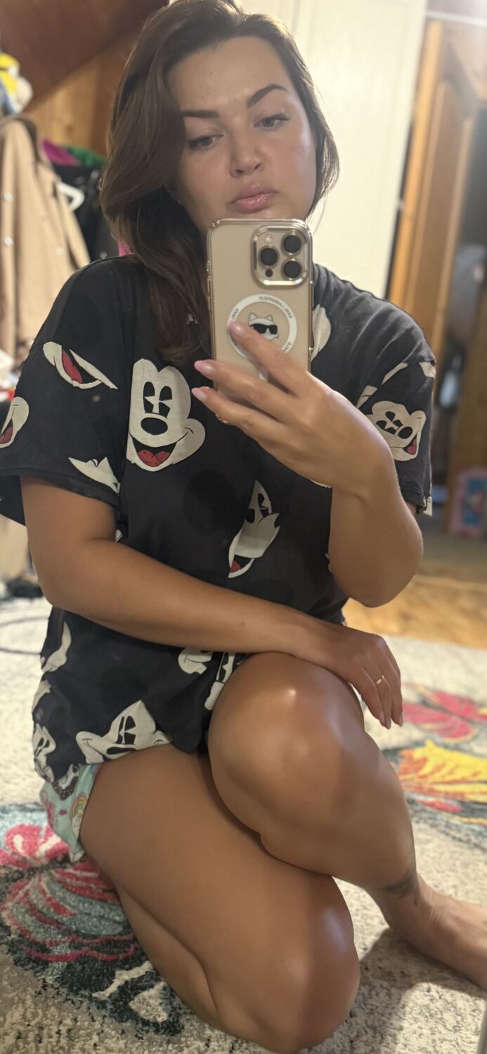  54040081  , 32 ,    