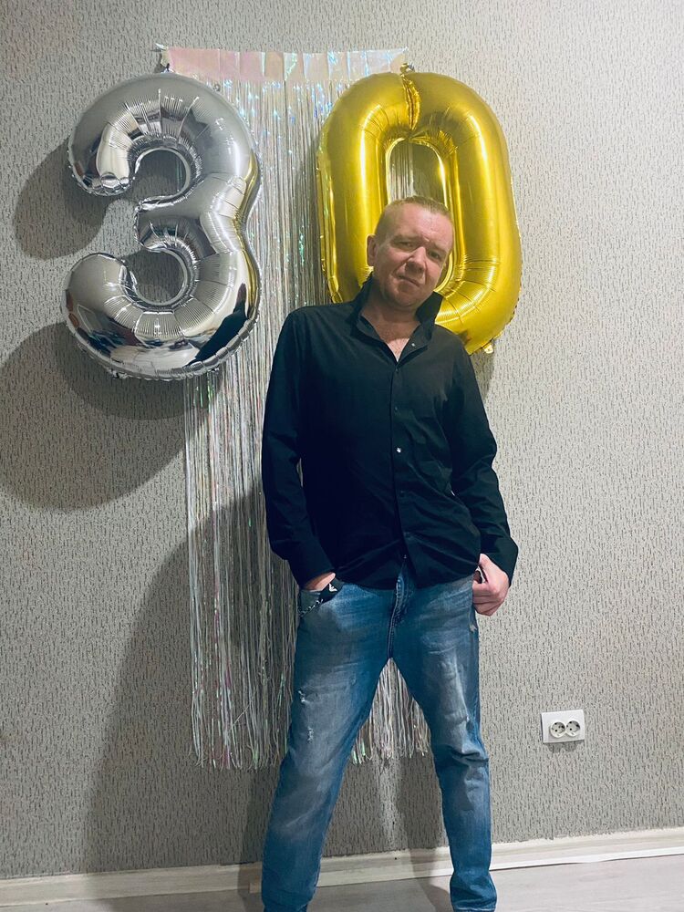  30620611  Dima, 36 ,     