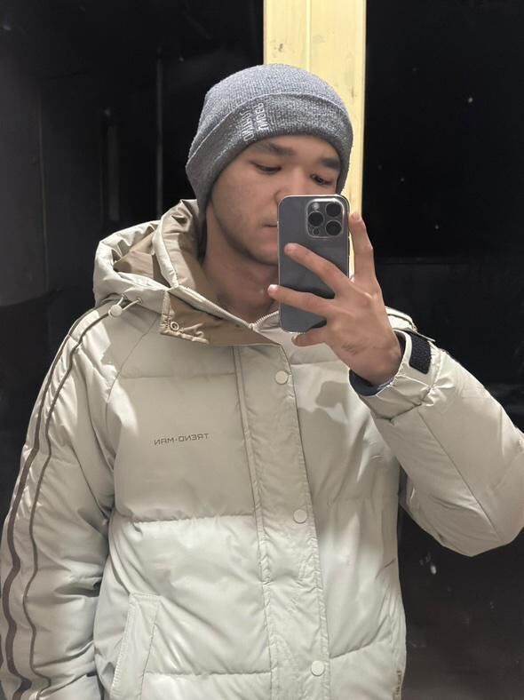  48626461  Azizbek, 19 ,    