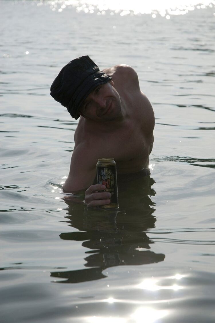  23843681  AlexVarlamov, 51 ,    