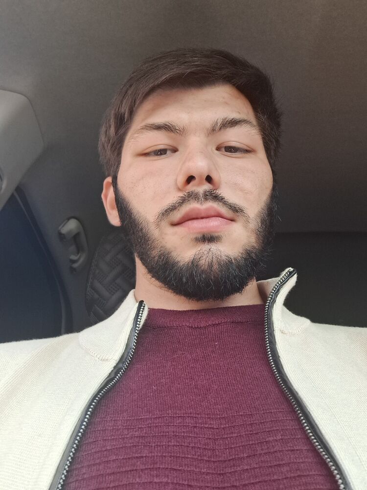  51388541  Aziz, 25 ,    