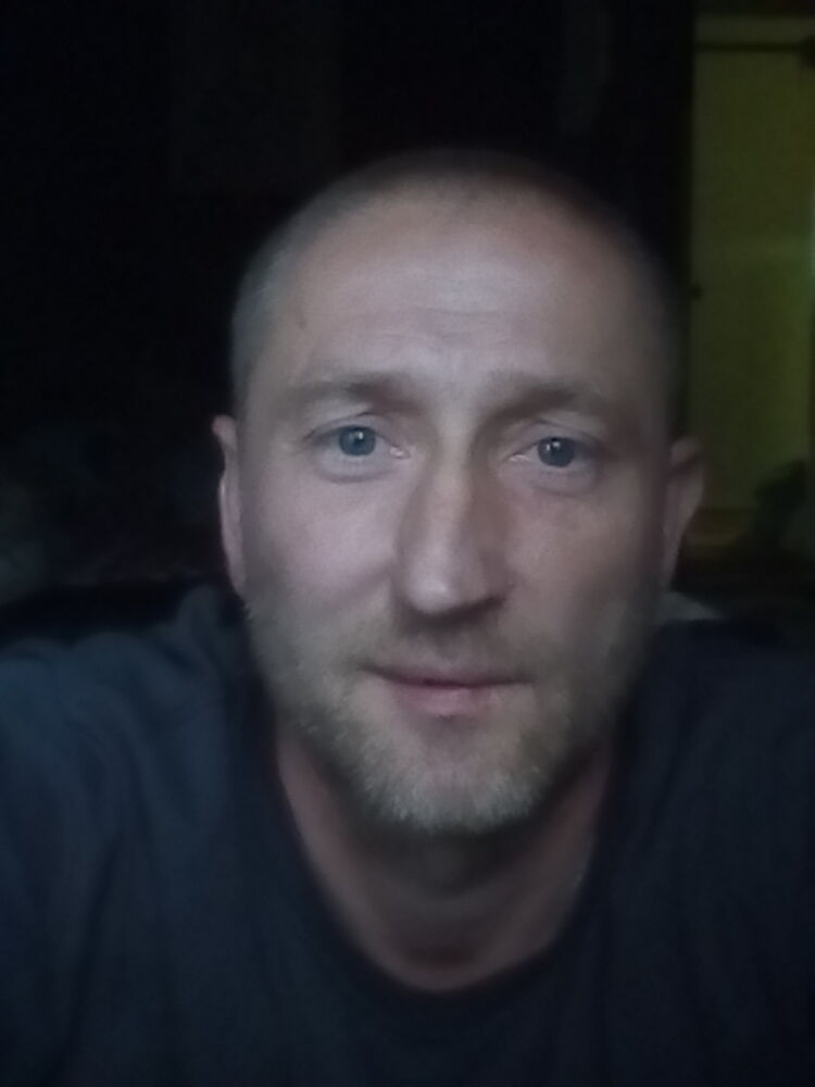  16706441  Vitali, 49 ,    -