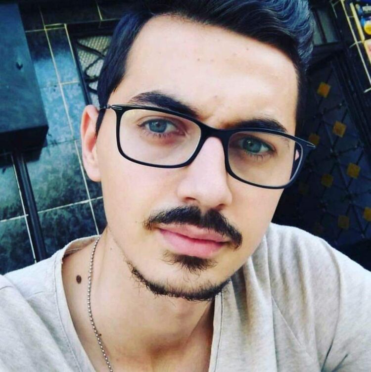  41756411  Semih, 28 ,    