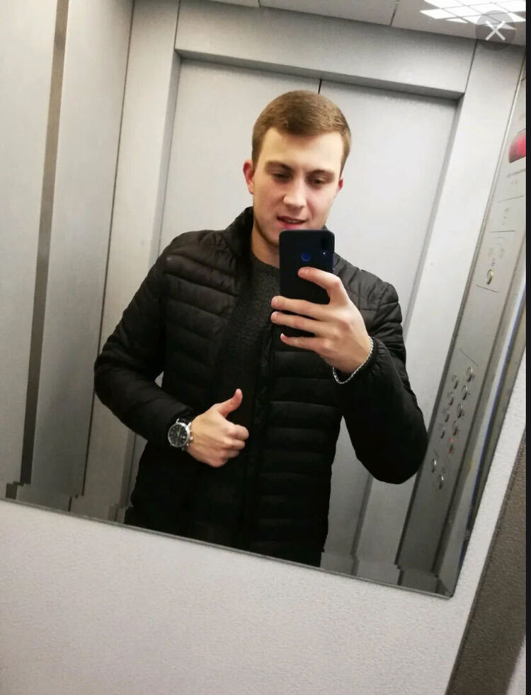  42913731  , 33 ,    