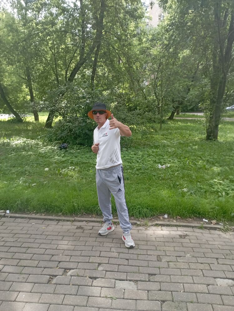  44384061  , 39 ,    