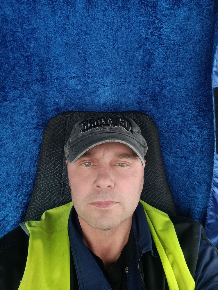  33206641  , 44 ,    
