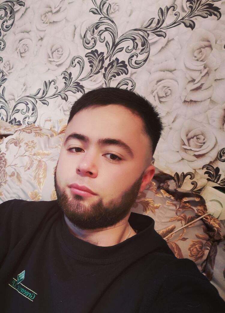  31865851  , 26 ,    