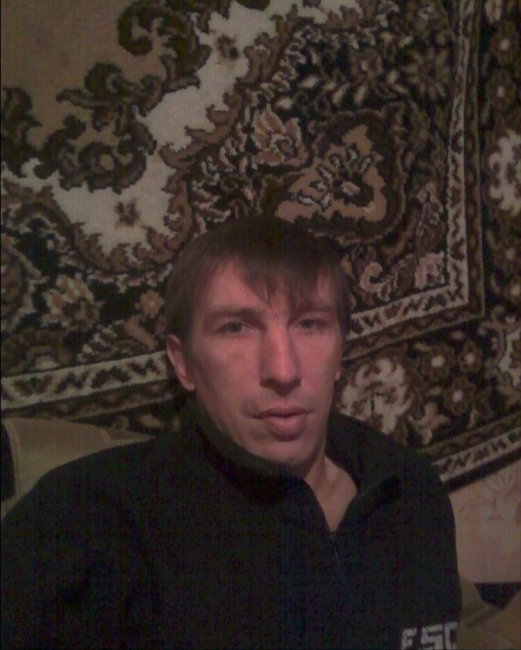  32197941  Stanislav, 43 ,    