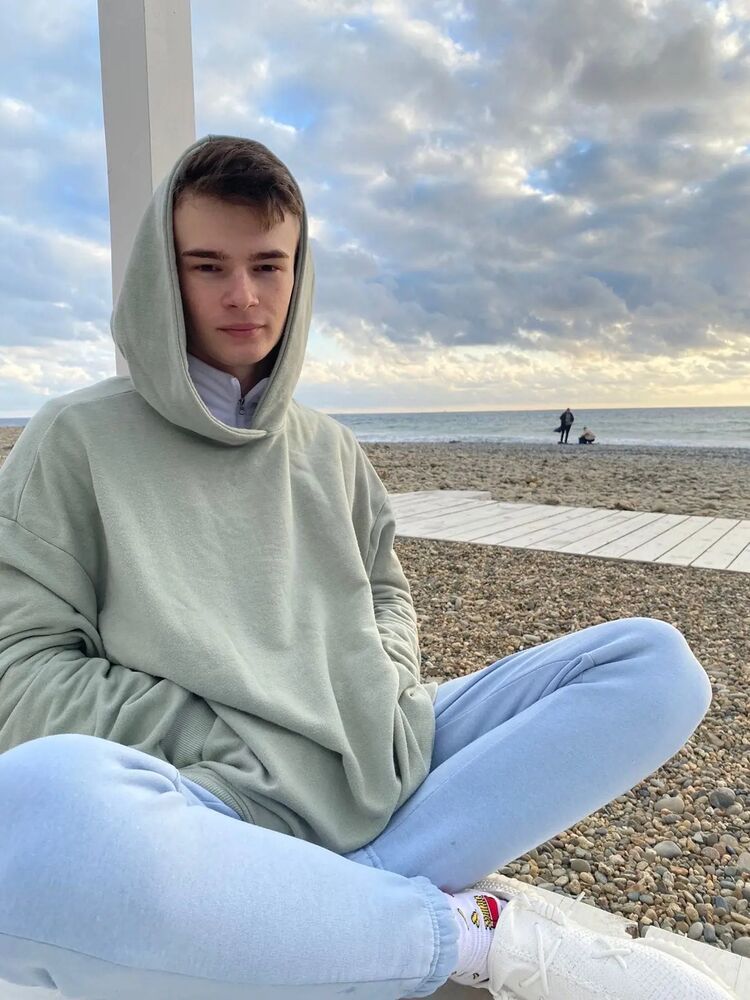  ,   , 24 ,   ,   