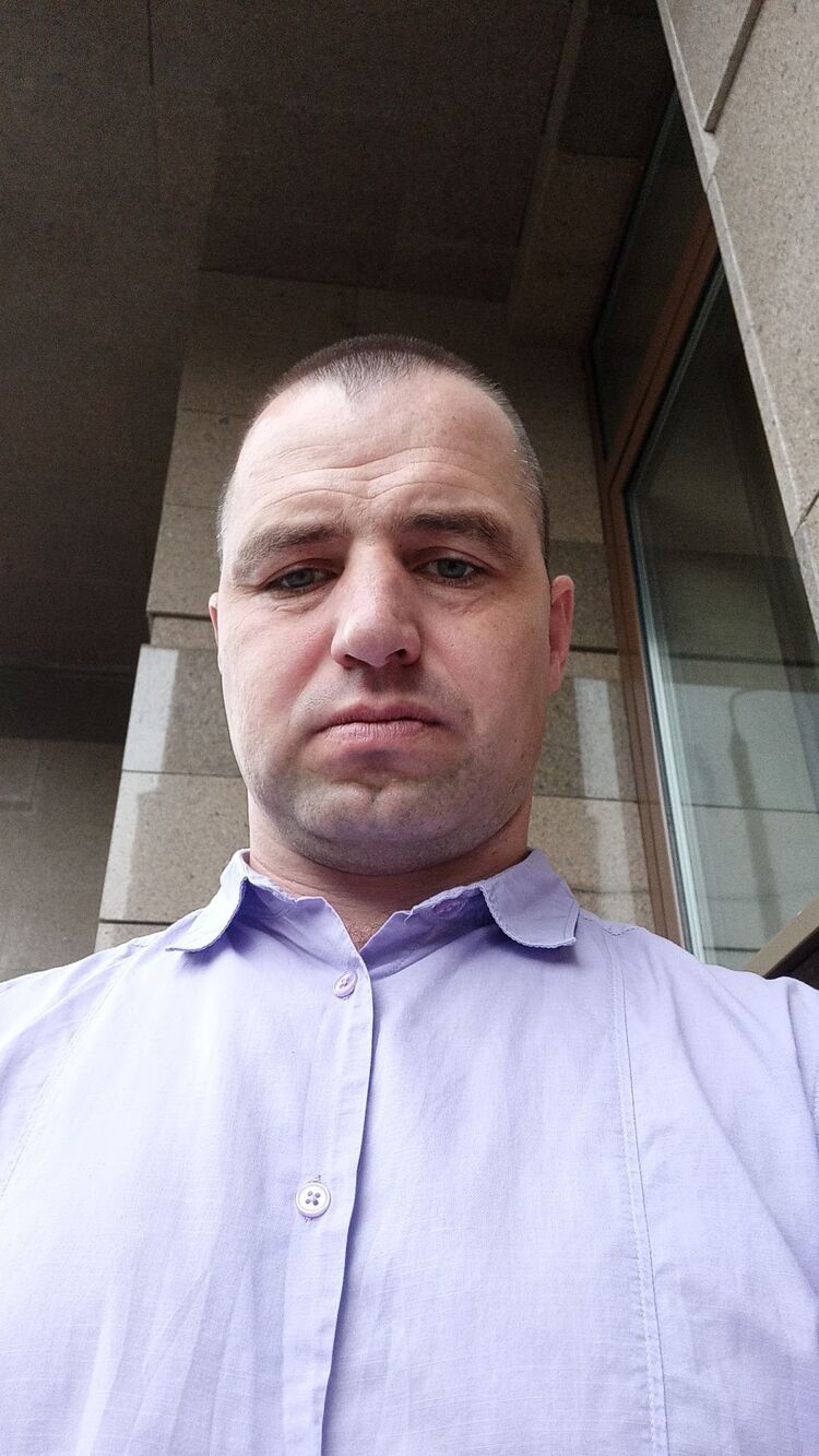  ,   Dima, 44 ,   ,   , c , 