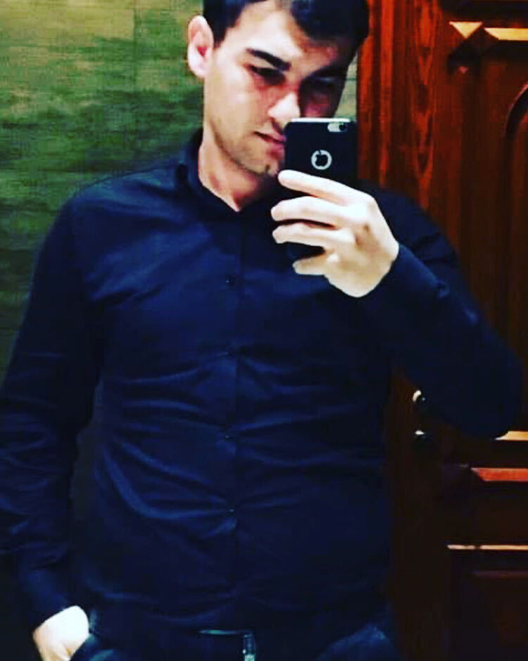  31576441  Orkhan, 30 ,    