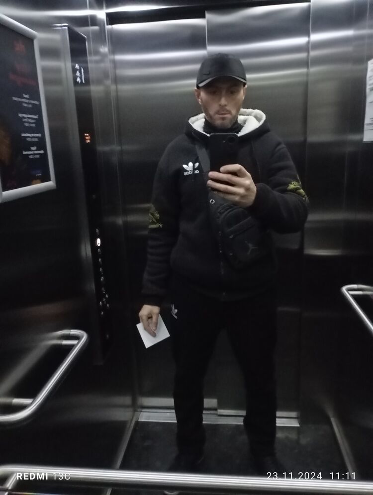  47883851  , 37 ,    