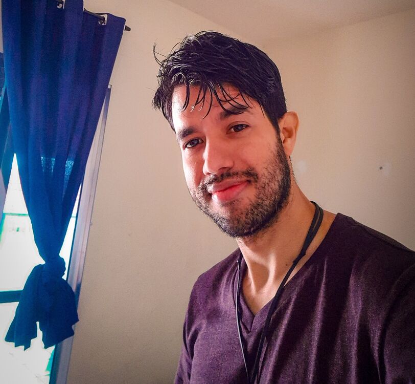  ,   Max Picanso, 41 ,     , c 