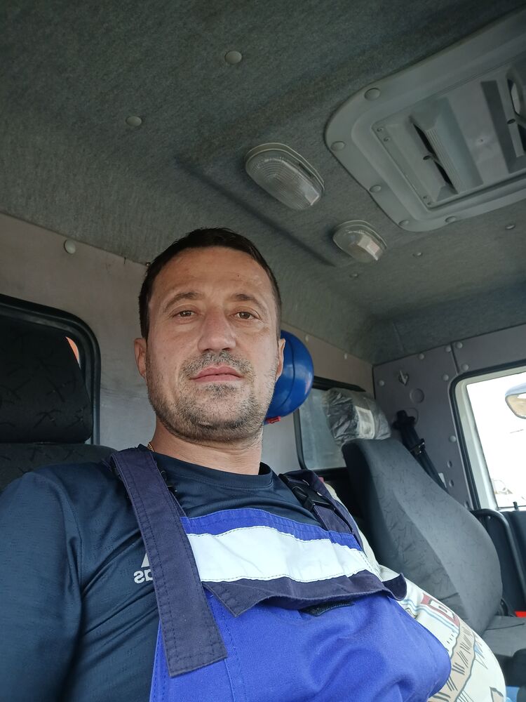  36451981  , 43 ,    