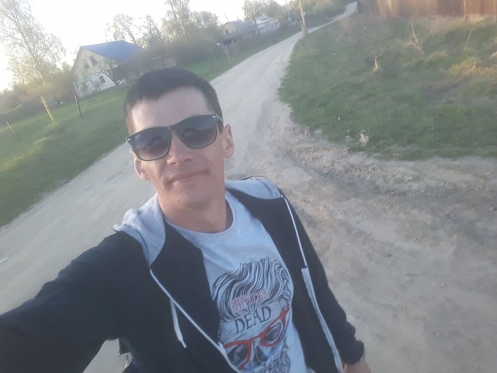  18575701  , 34 ,    