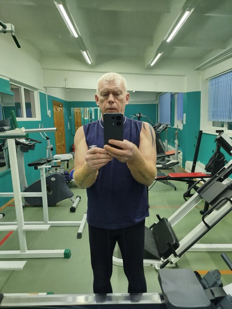  48174381  ALEX, 59 ,    