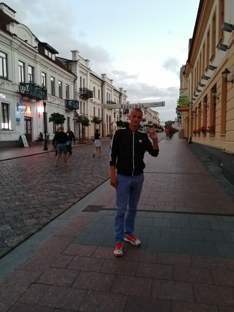  54597921  Vlad, 30 ,    