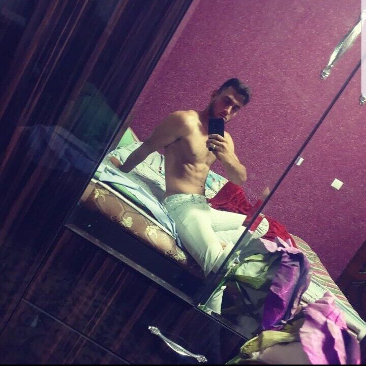  35127971  , 28 ,    