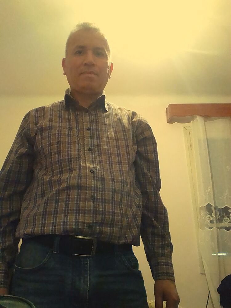  54696841  Norm, 52 ,    Algiers