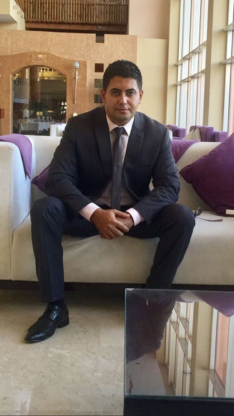  26257461  Hossam, 38 ,    Al Ghardaqah