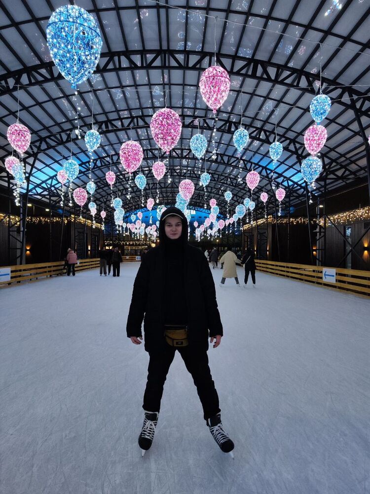  54135331  , 22 ,    -