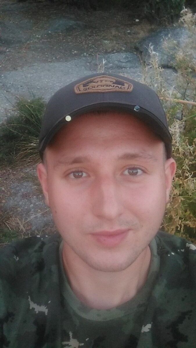 ,   Taras, 30 ,   