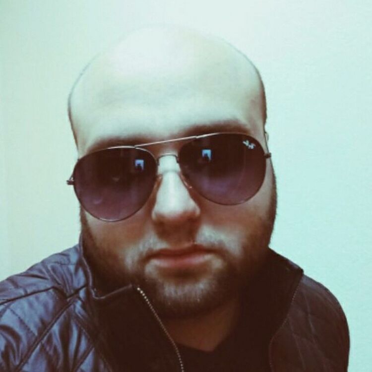  ,   Slava, 32 ,   ,   , c 