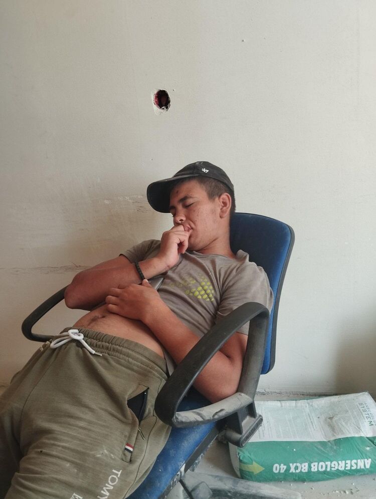  45937321  Vad, 24 ,    