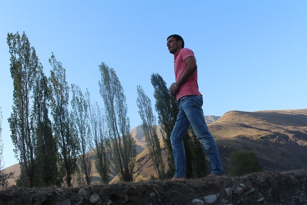  ,   Taleh, 33 ,   