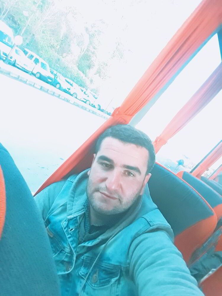  18899541  Albalb, 32 ,    