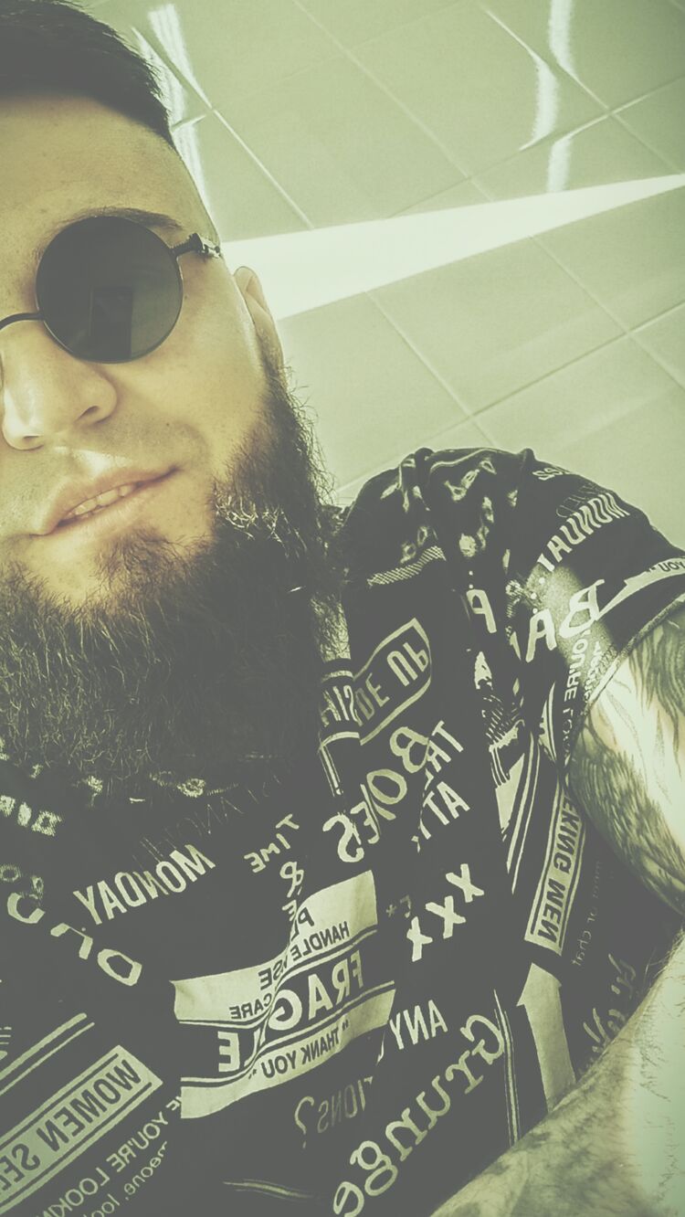  27201041  Shark, 102 ,    