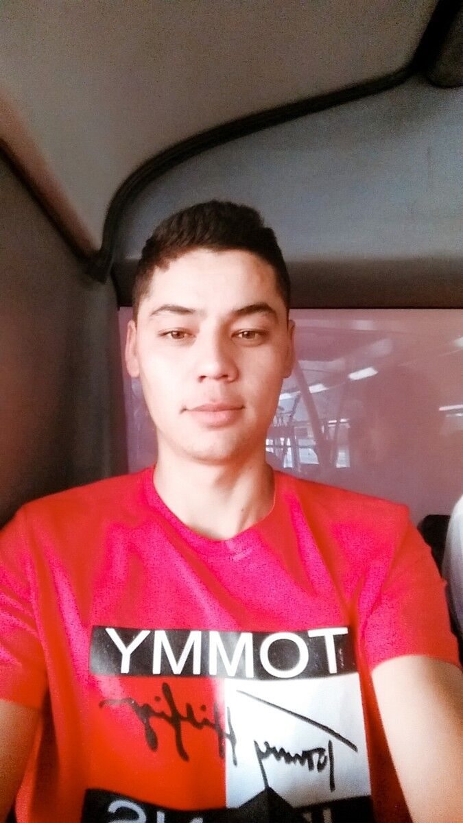  -,   Huseyn, 33 ,   ,   , c 