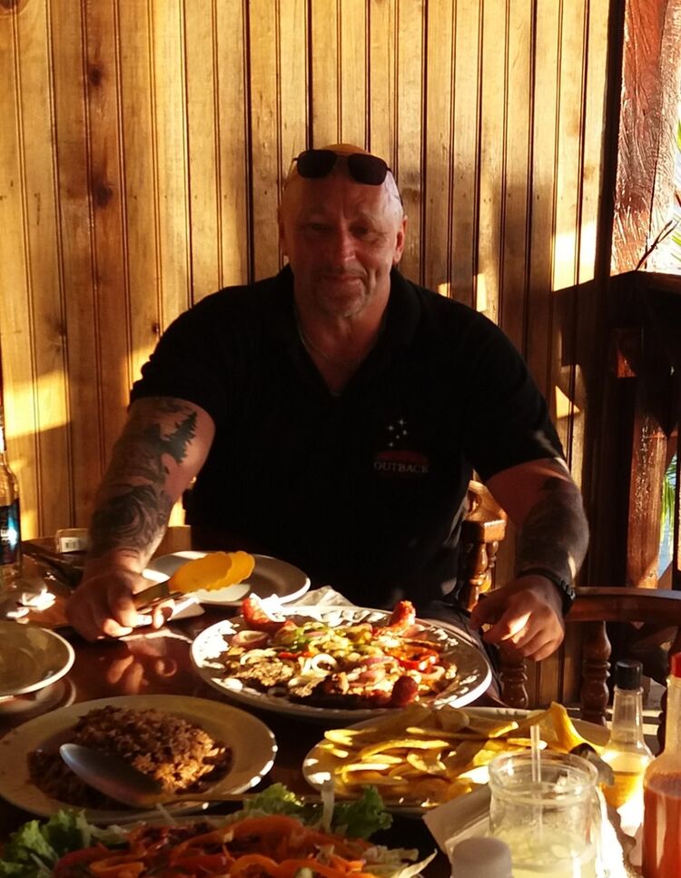  ,   Serge, 58 ,   ,   , c 