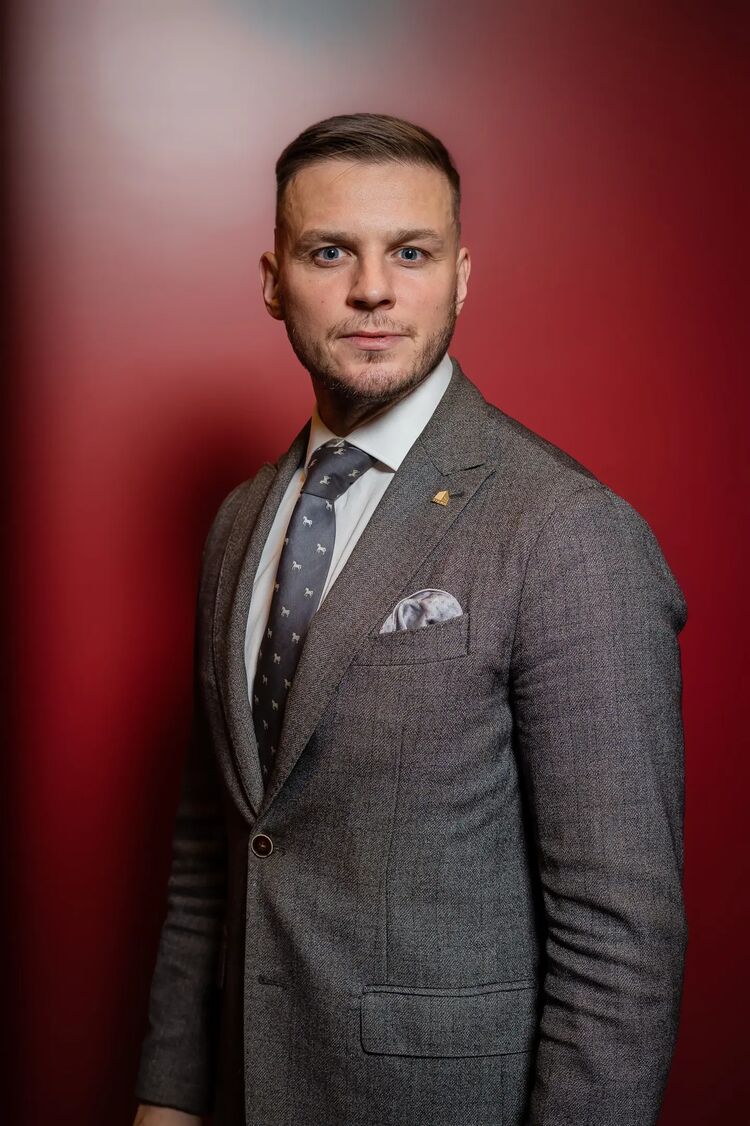 ���� 49084121 ������� ��������, 37 ���, ���� ���������� � ������