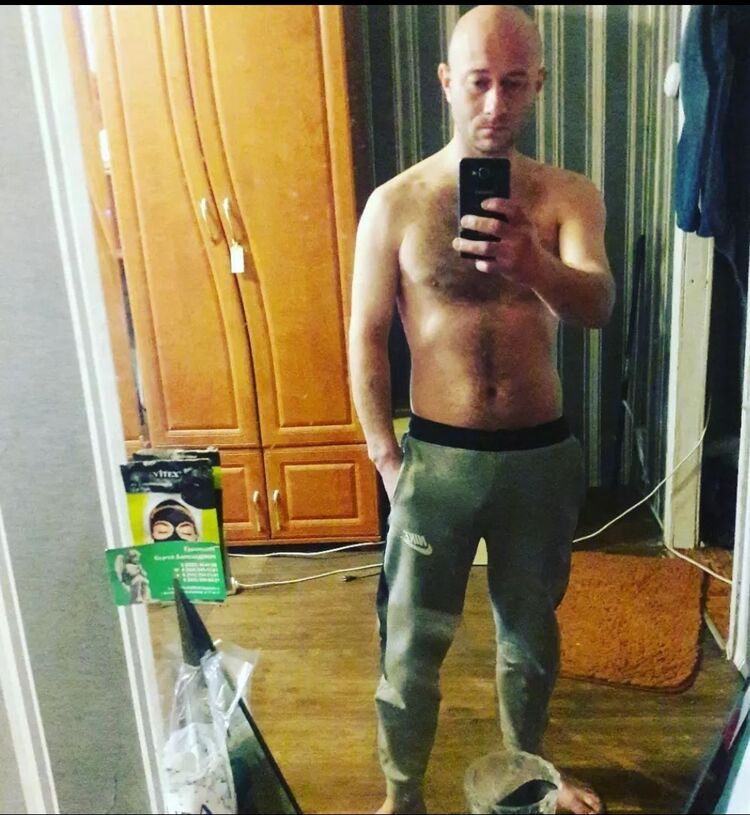  35718451  , 33 ,    