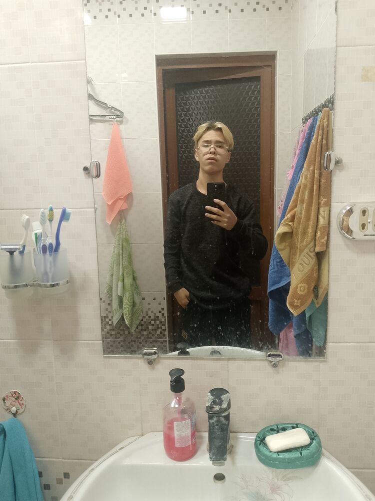  ,   Sanya, 19 ,     , c 