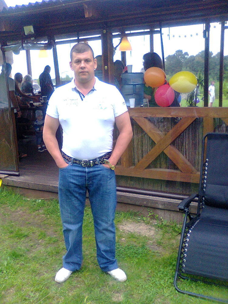  45257131  Jon, 45 ,    