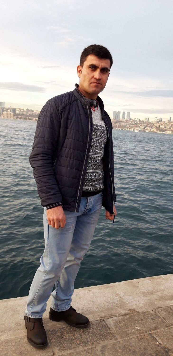  ,   Ferhat, 34 ,   ,   