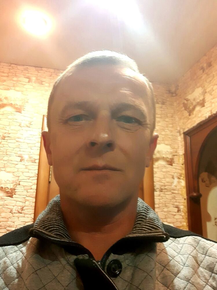  22796151  , 51 ,    